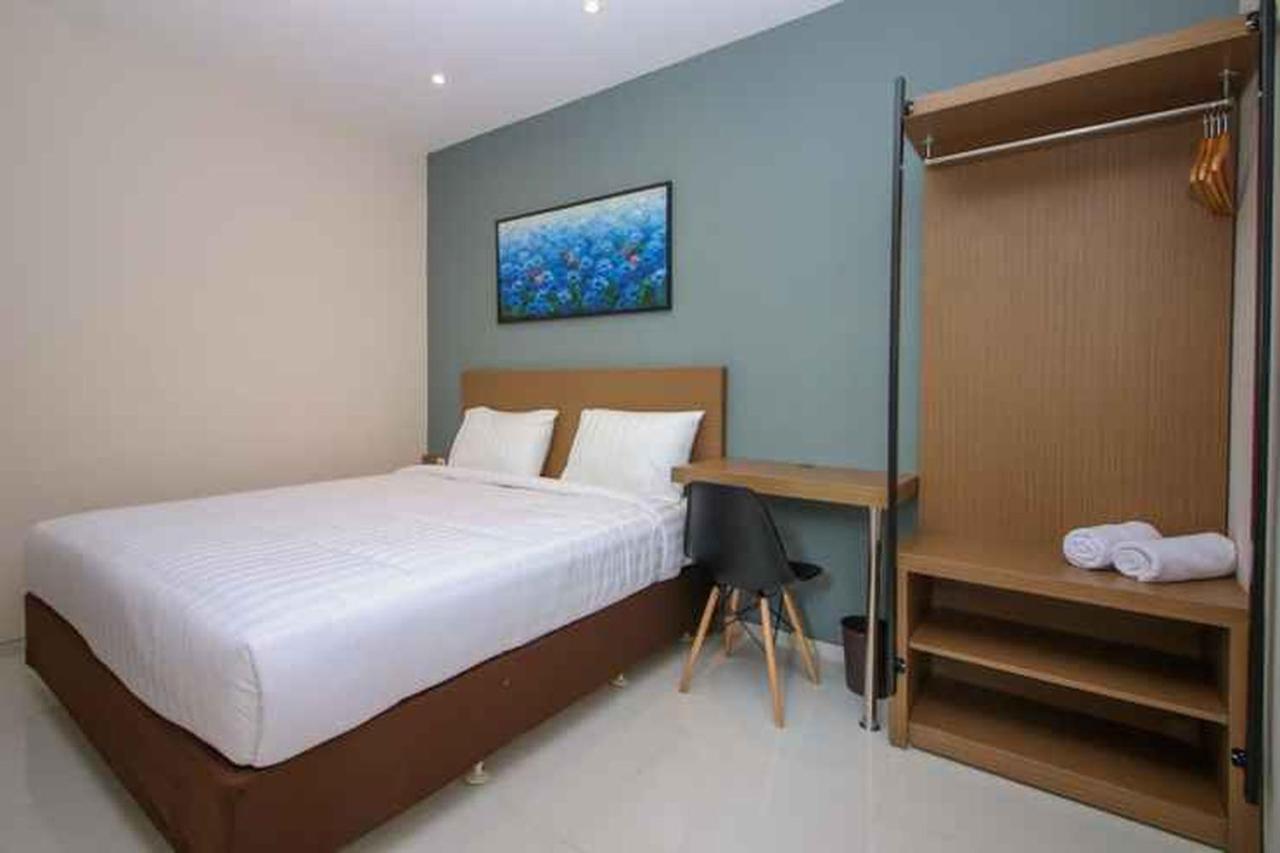 Kencana Residence Surabaya Exteriör bild